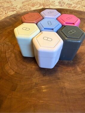 Cadence 7-day Pill Case .56fl Organizer